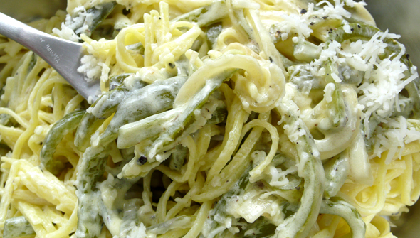 Rajas con crema (poblanos with cream) - Recipes | Cool Chile